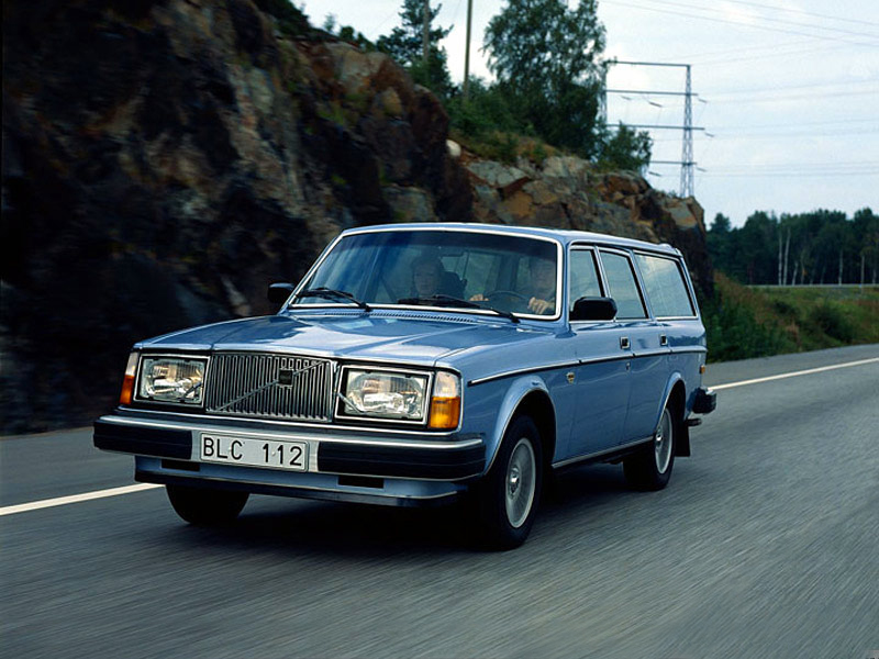 Illustration for article titled The Death Of The Volvo Wagon: Brick Tailgate No More
